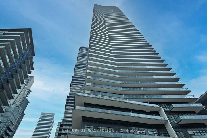 Photo de la propriété:  38 Annie Craig Drive W 1907  ON M8V 0G9 