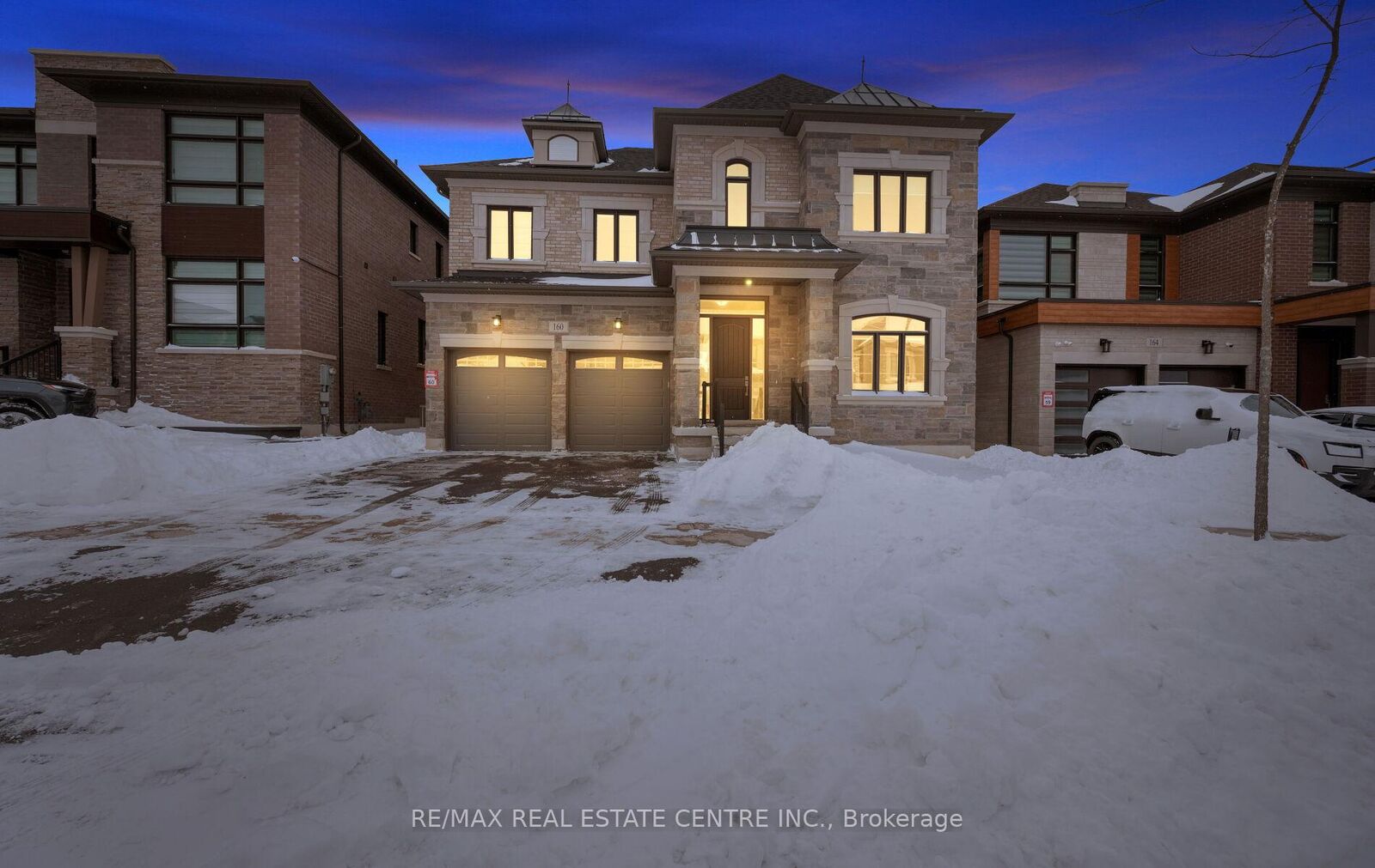 Property Photo: 160 Wainfleet Crescent ON L3L 0E6