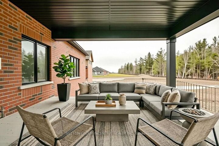 Property Photo: 10 Cottonwood Street ON L0L 1Y2