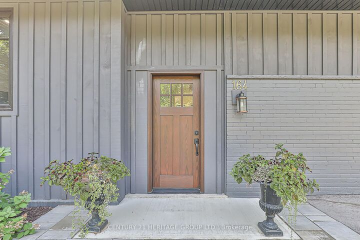 Photo de la propriété: 164 Park Avenue ON L3Y 1V1