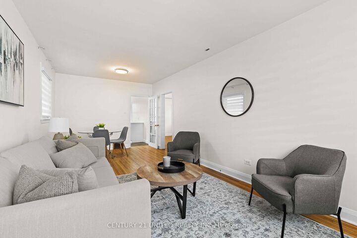 Photo de la propriété:  661 Rubidge Street  ON K9H 4G2 