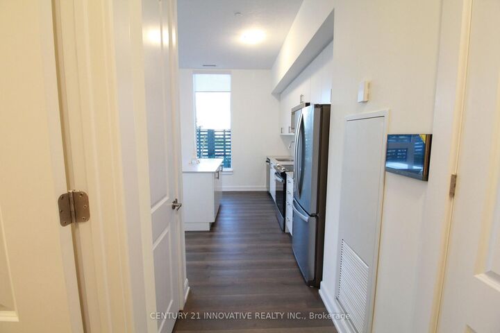Photo de la propriété:  3200 William Coltson Avenue 106  ON L6H 7W6 