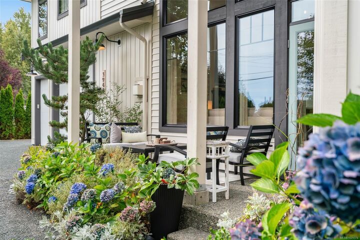 Property Photo: 3943 Dillman Rd BC V9H 1R5