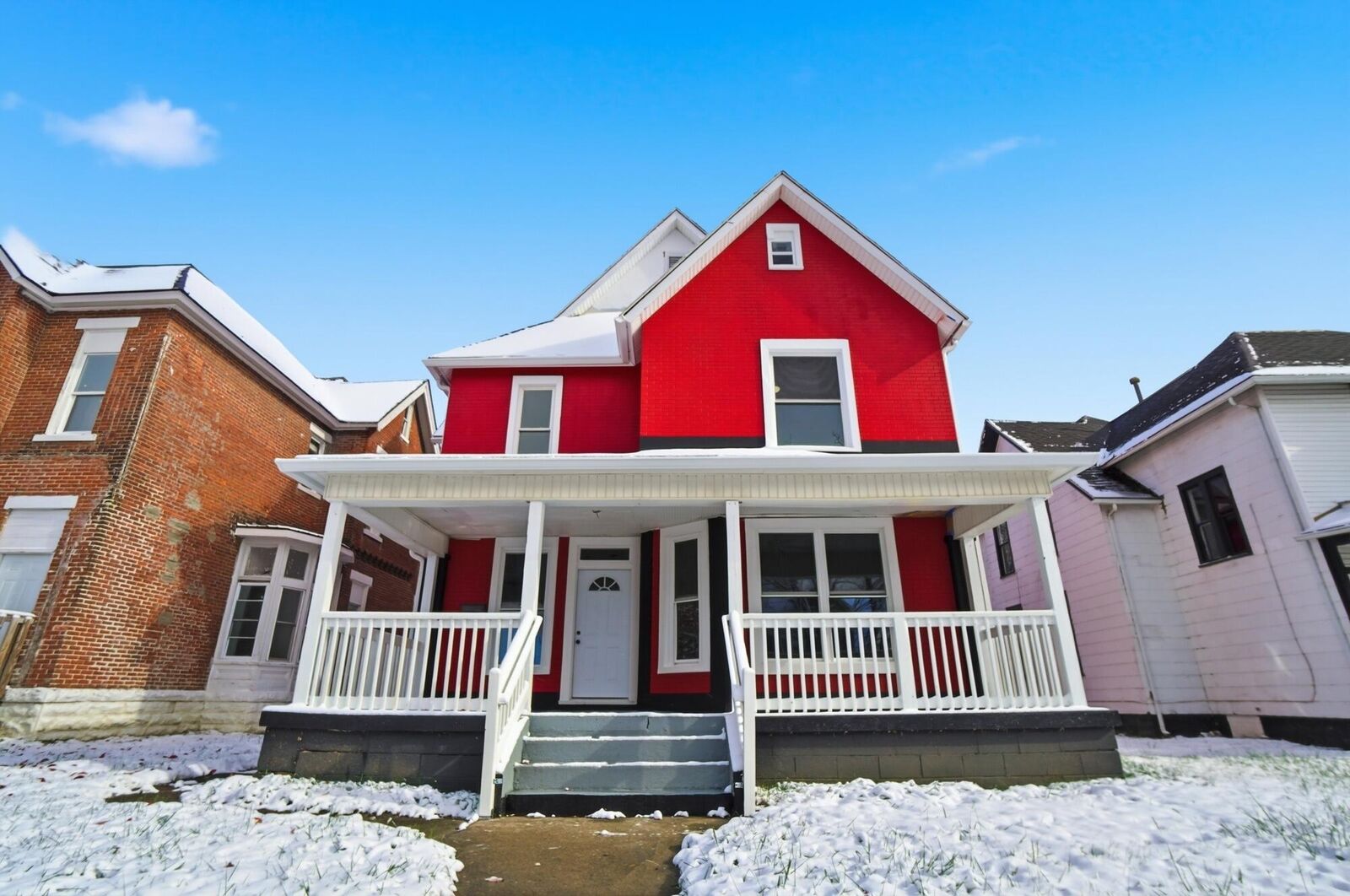 Property Photo:  1210 S Limestone Street  OH 45505 