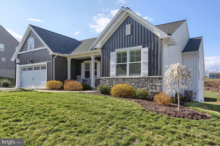 Property Photo:  207 Rockville Blvd  PA 17053 