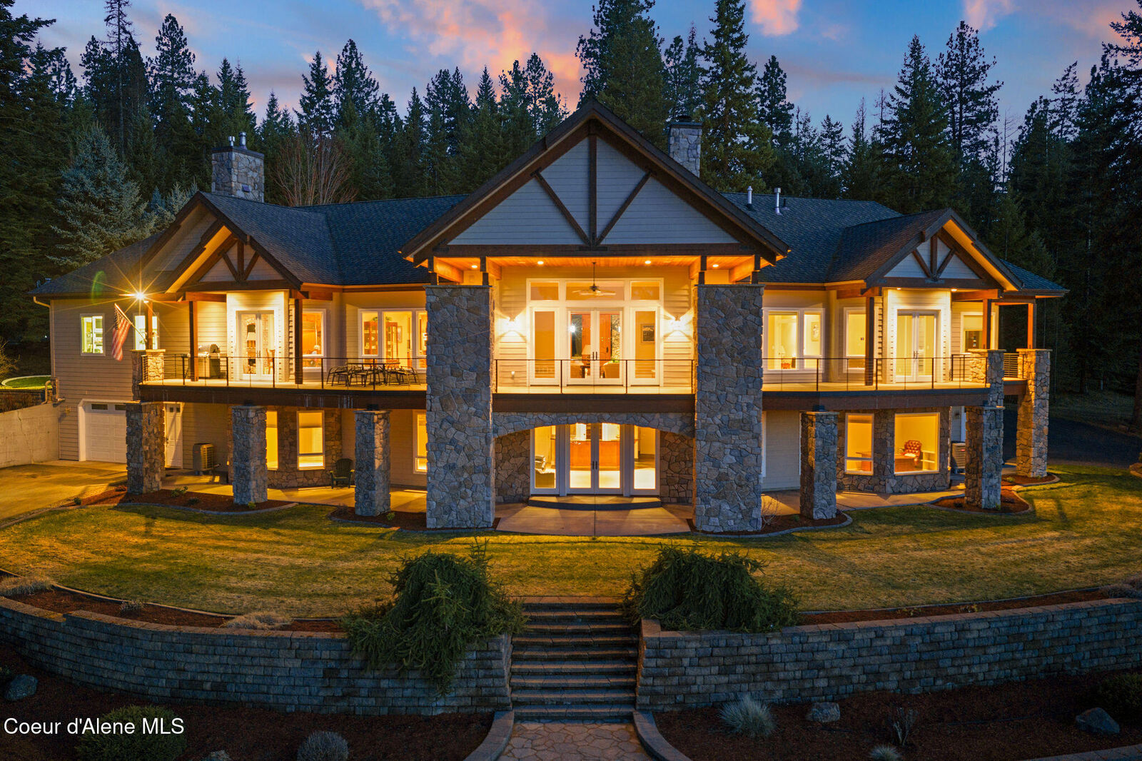 Property Photo:  1823 W Hull Loop  ID 83814 