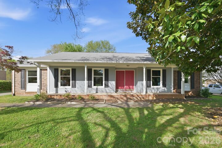 Property Photo:  13657 Idlewild Road  NC 28105 
