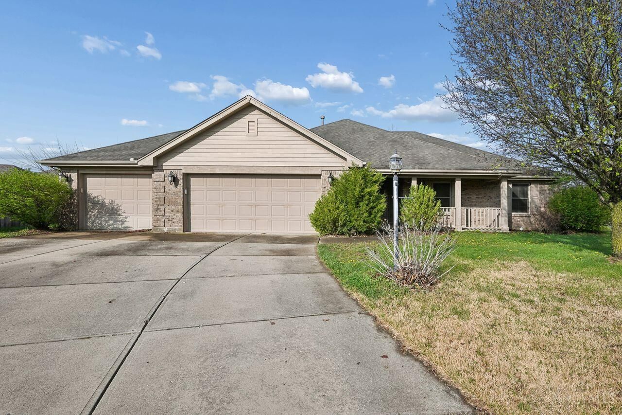Property Photo: 6611 Rising Sun Court OH 45068