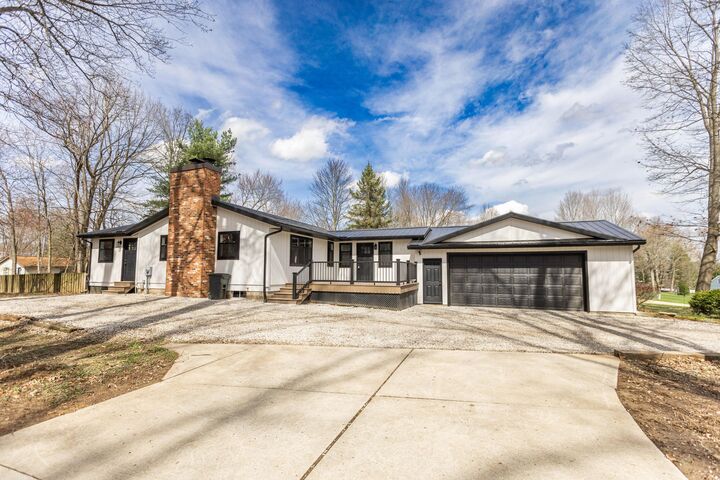 Property Photo:  828 Terrace View Drive  OH 43028 