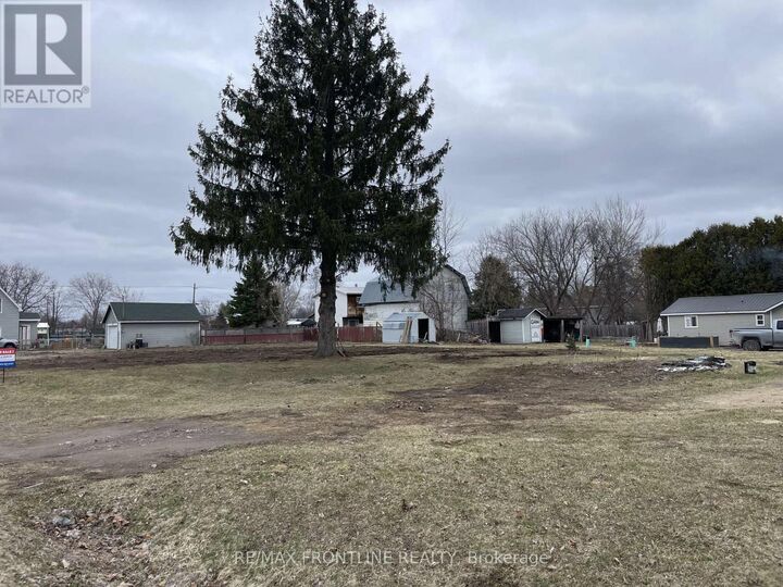Property Photo:  19 Lila Street  ON K7A 2X2 