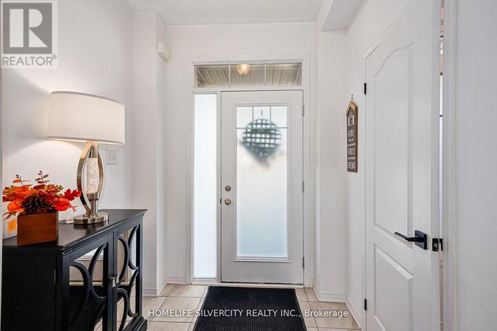 Property Photo:  5 Kirby Avenue  ON L9Y 3W8 