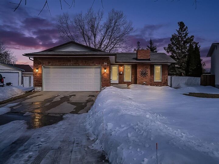 Photo de la propriété:  34 Fireside Crescent  MB R2C 4H3 