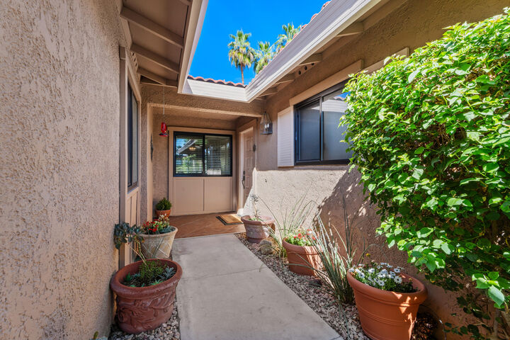 Property Photo:  23 Camino Arroyo S  CA 92260 