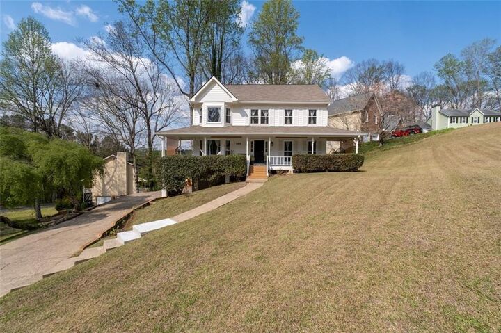 Property Photo:  4818 Village Square NW  GA 30102 