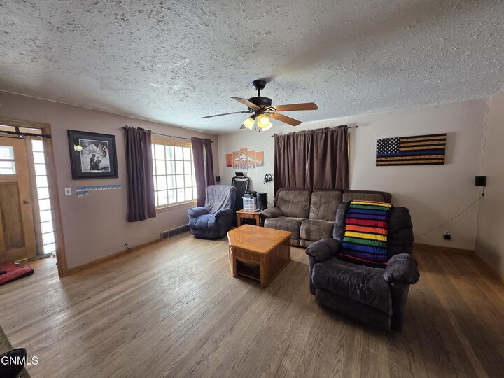 Property Photo:  512 1st Street N  ND 58436 