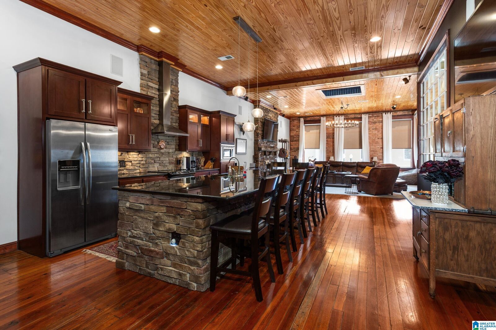 Property Photo:  1012 A Noble Street  AL 36201 