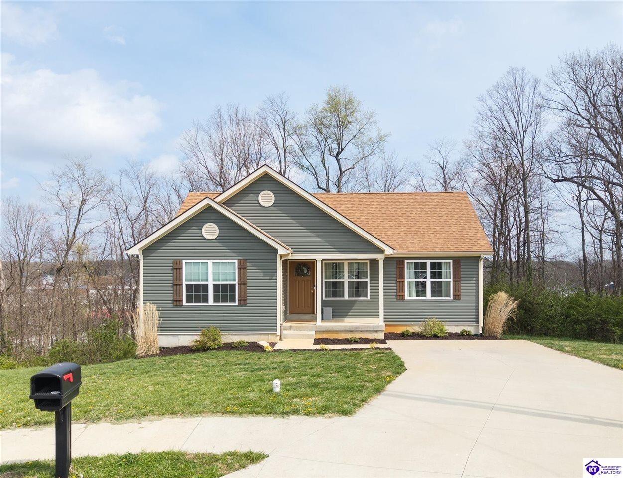 Property Photo: 107 Walker Court KY 42701