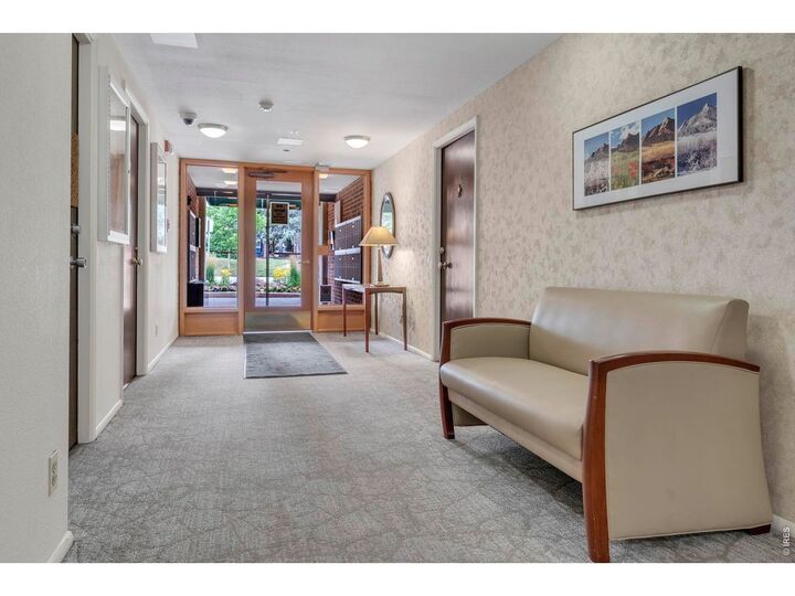 Property Photo:  850 20th St 406  CO 80302 