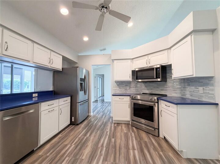 Property Photo:  245 Park Forest Boulevard 152  FL 34223 