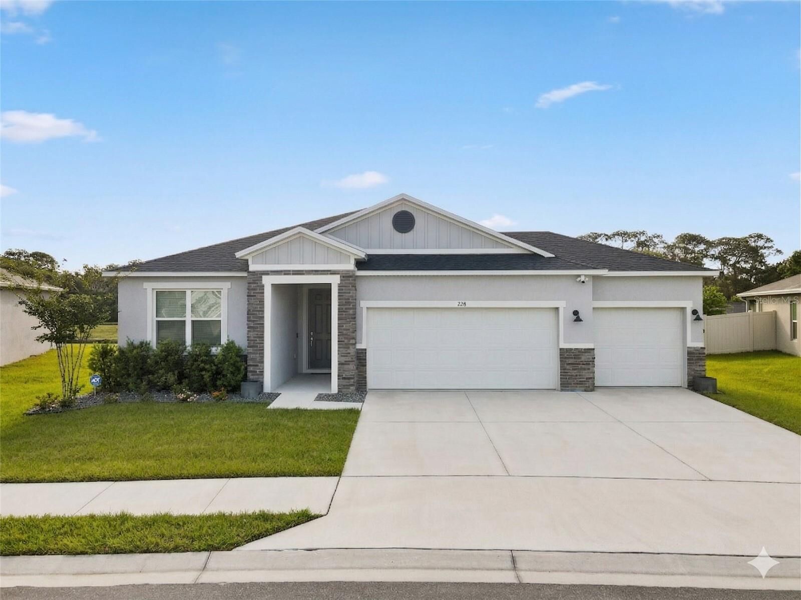 Property Photo: 228 Spirit Landings Circle FL 33880