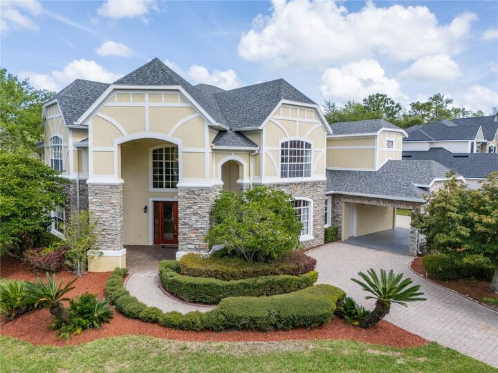 Property Photo:  10009 Valley Rose Court  FL 32825 