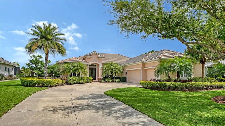 Property Photo: 3271 Alex Findlay Place FL 34240