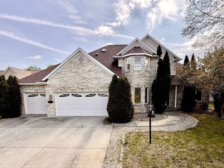 Property Photo: 1808 Vale Street IL 61822