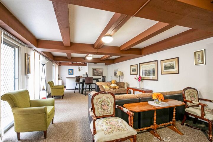 Property Photo: 365 Burchett Street 217 CA 91203