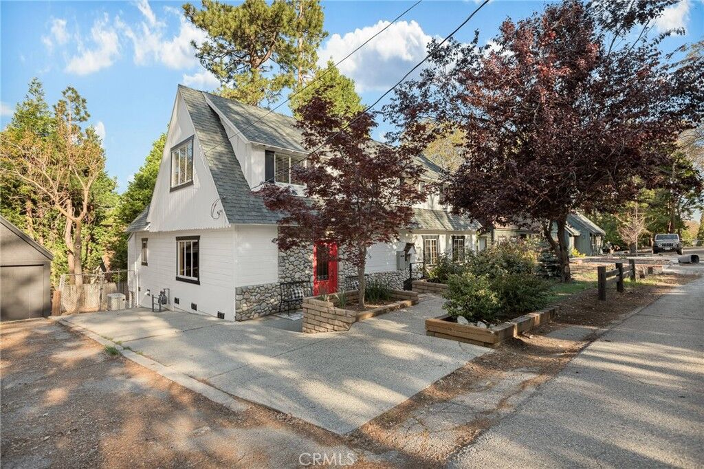 Property Photo:  230 Hemlock Drive  CA 92352 