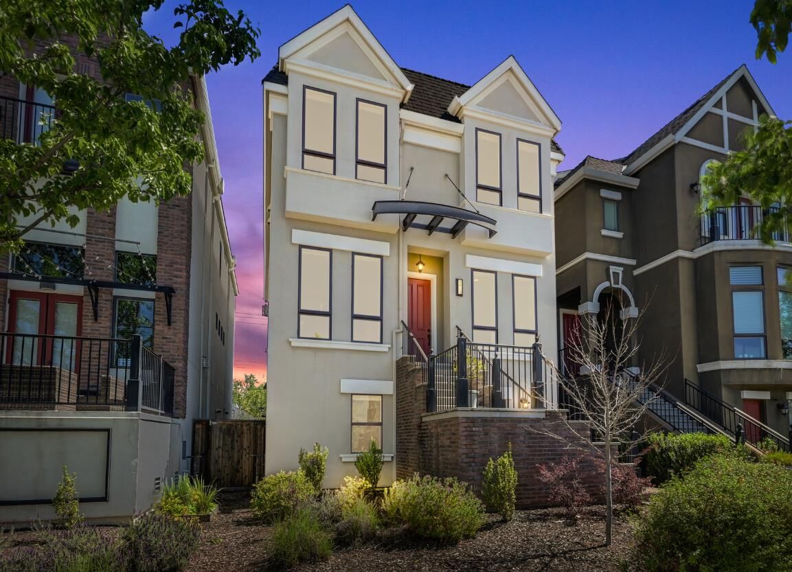 Property Photo:  3613 Crocker Drive  CA 95818 