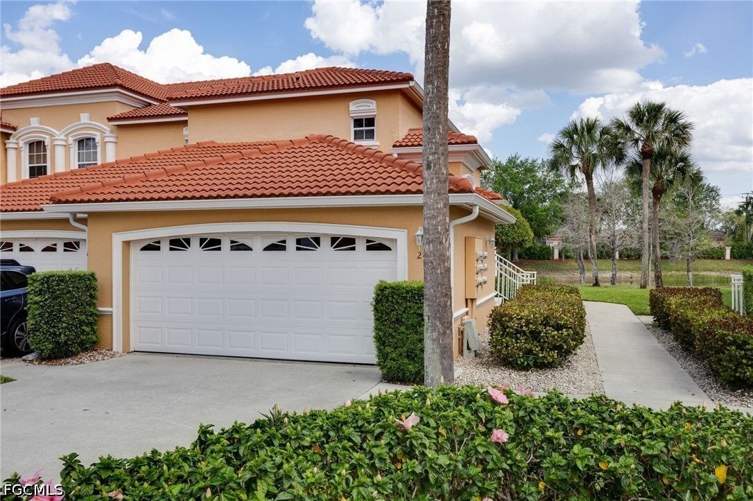 Property Photo: 13951 Eagle Ridge Lakes Drive 203 FL 33912