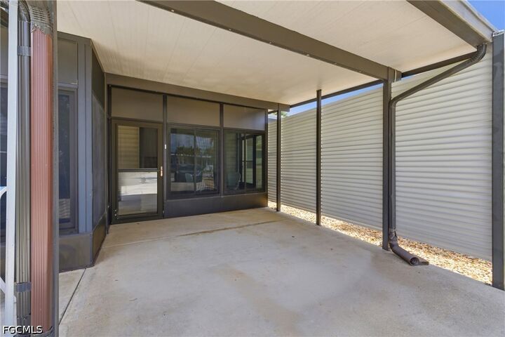 Property Photo:  508 Pine Tree Court  FL 33917 