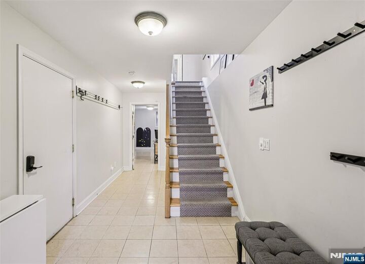 Property Photo:  422 Hillside Avenue 5  NJ 07650 
