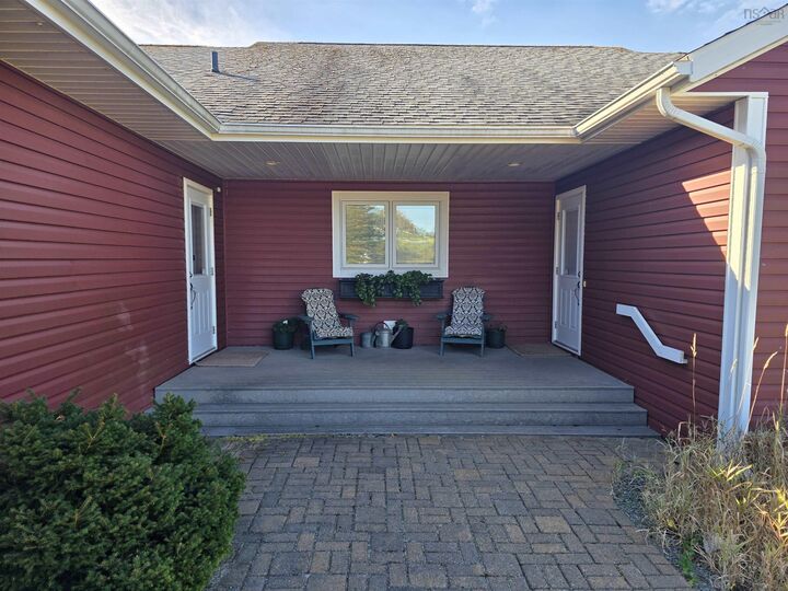 Property Photo: 11 Wharf Road NS B0E 2X0