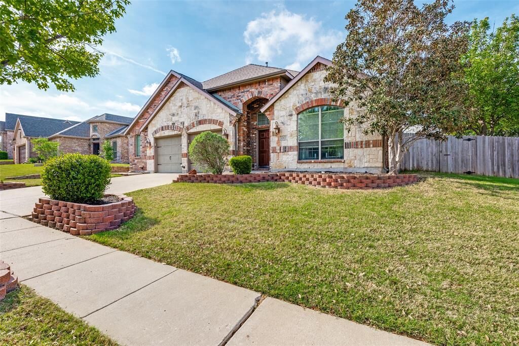 Property Photo:  12833 Travers Trail  TX 76244 