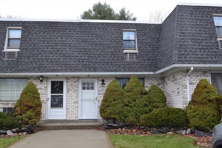 Property Photo:  44 Princeton Ter 44  MA 01301 
