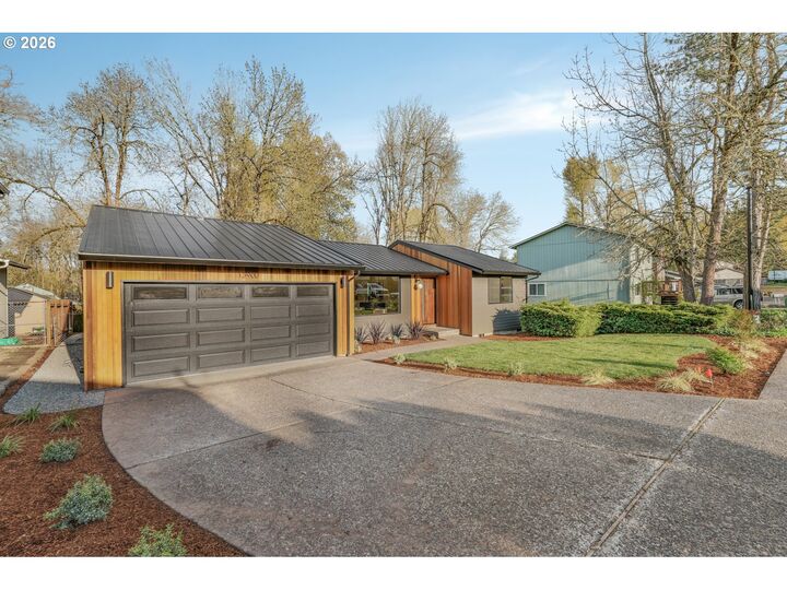 Property Photo:  13900 SE 115th Ave  OR 97015 