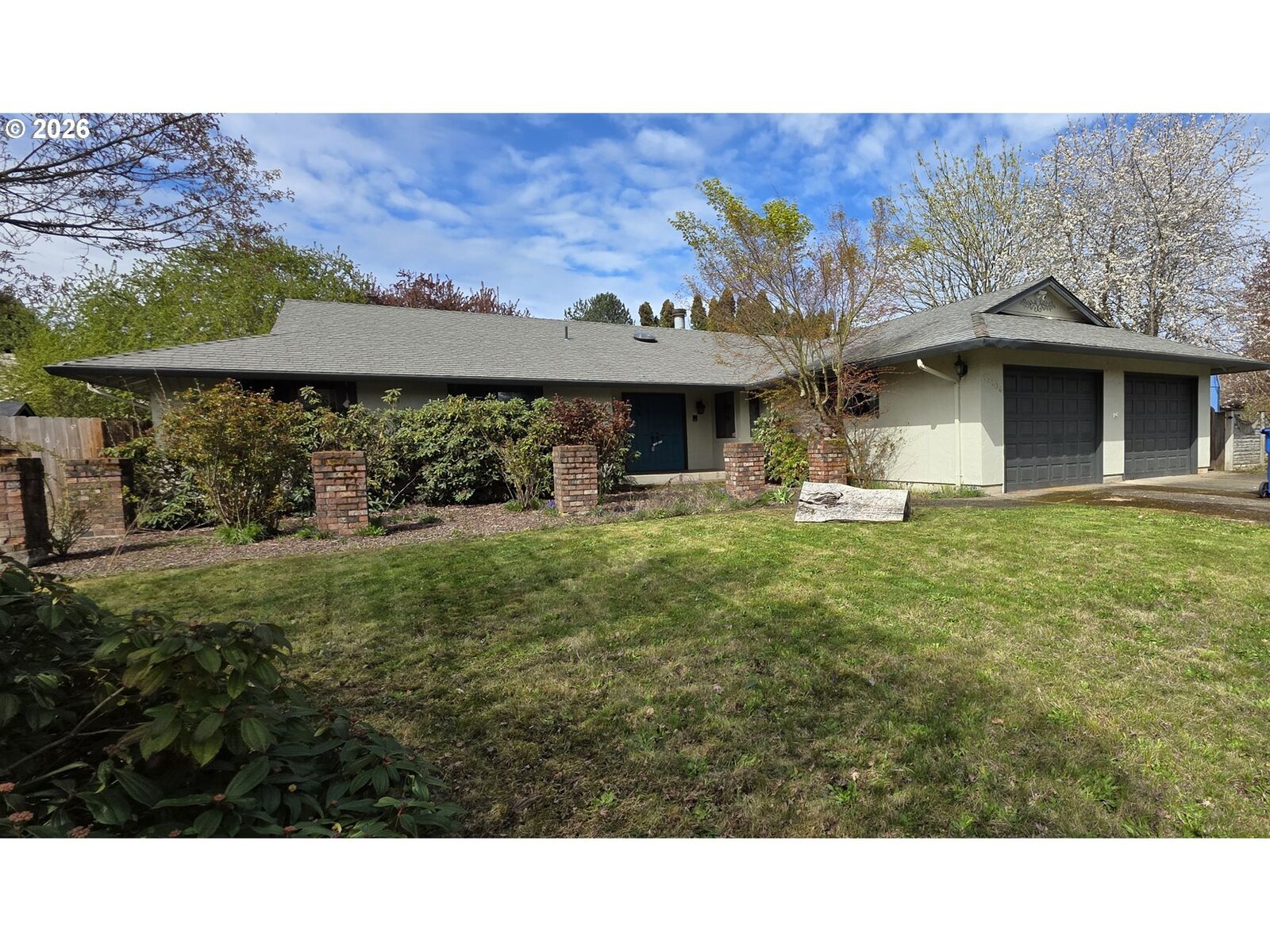 Property Photo:  13104 NE 8th Ct  WA 98685 