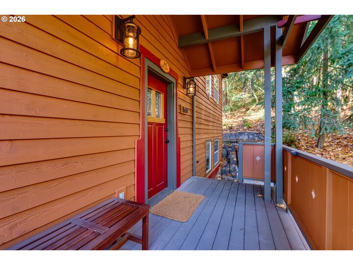 Property Photo:  1660 Leatherwood Dr  OR 97405 