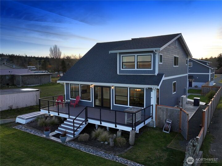 Property Photo:  2805 N Bluff Road  WA 98253 