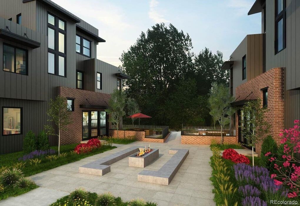 Property Photo:  5022 S Platte River Parkway  CO 80123 