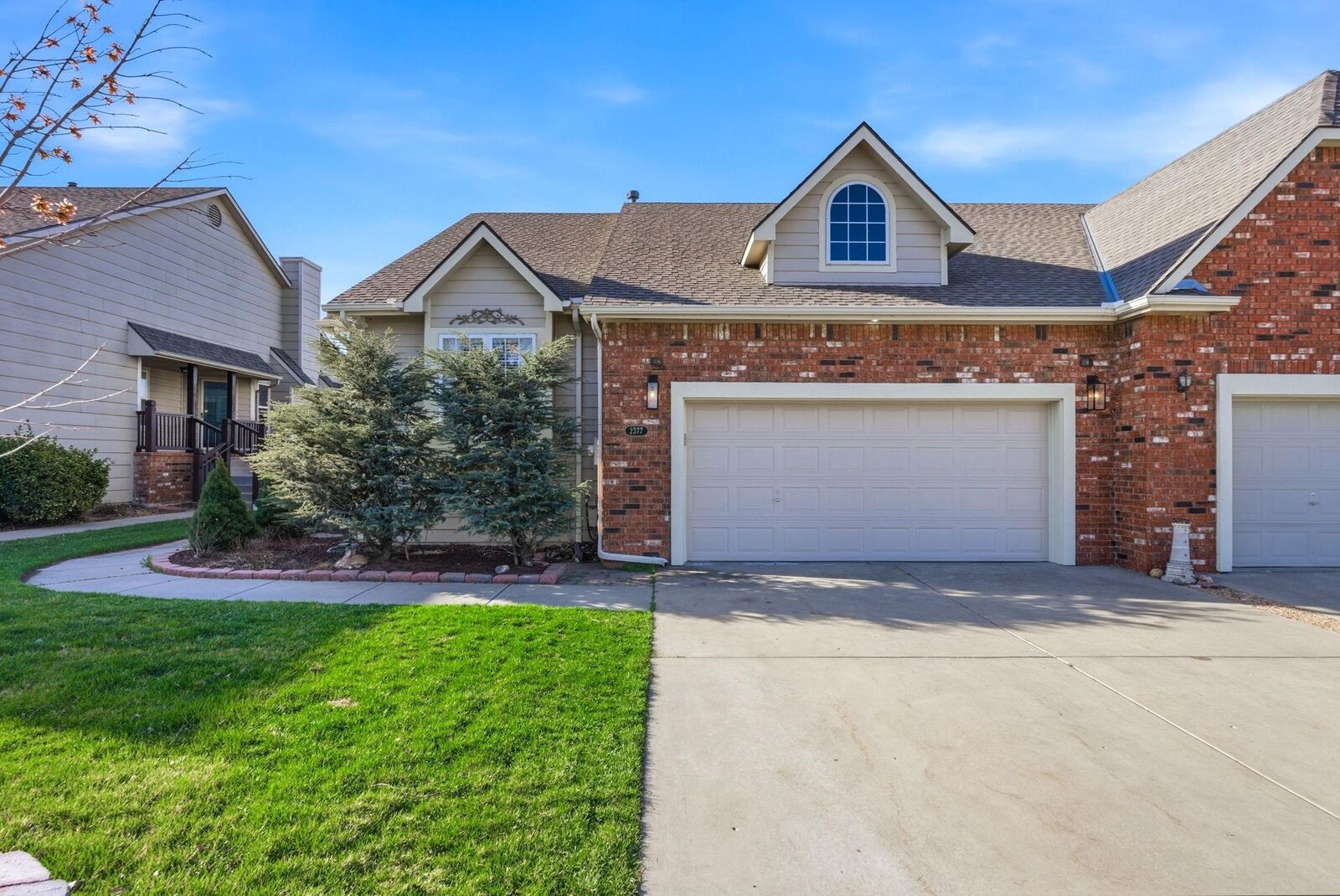 Property Photo:  2377 N Lighthouse Cove St  KS 67205-2406 