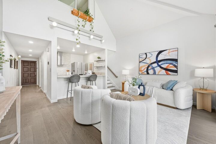 Property Photo:  4151 El Camino Way M  CA 94306 