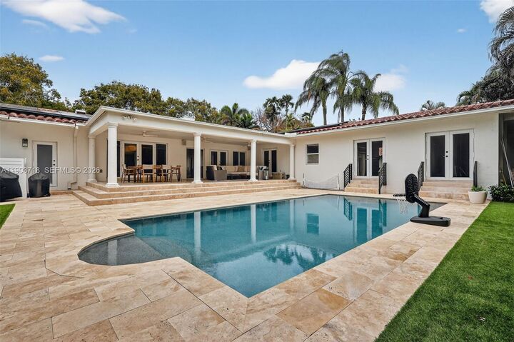 Property Photo:  3258 Riviera Dr  FL 33134 