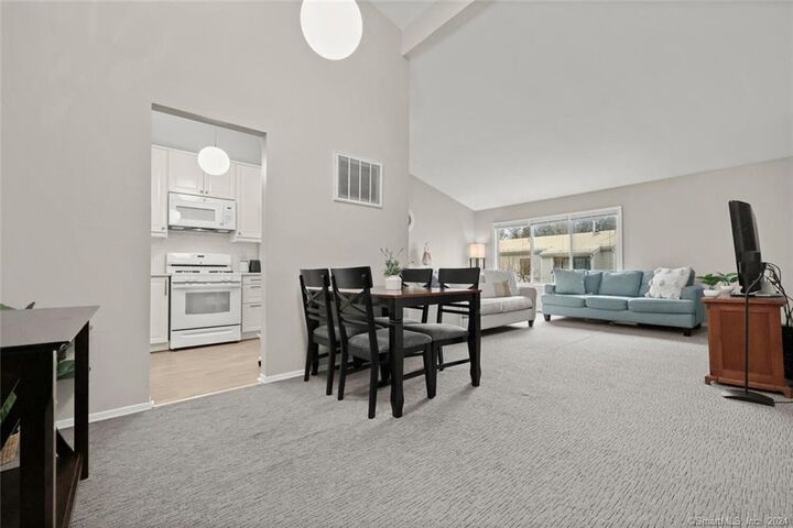 Property Photo: 48 Olcott Way 48 CT 06877