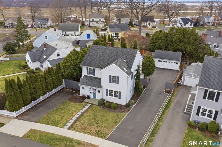 Property Photo:  37 Dogwood Place  CT 06460 