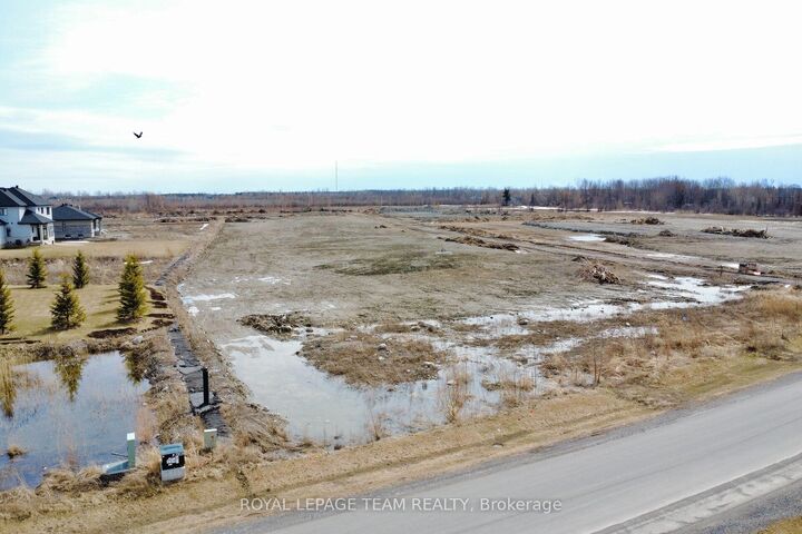 Property Photo:  6715 Still Meadow Way  ON K4P 0G1 