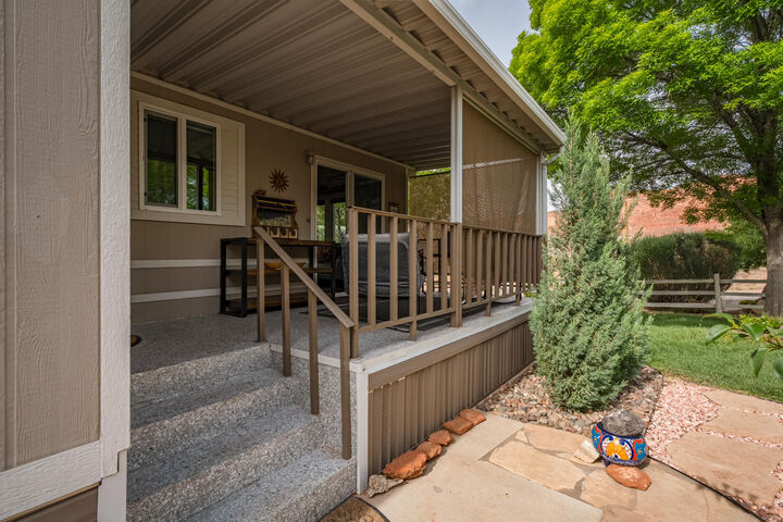 Property Photo:  5 Scenic Cir  UT 84737 