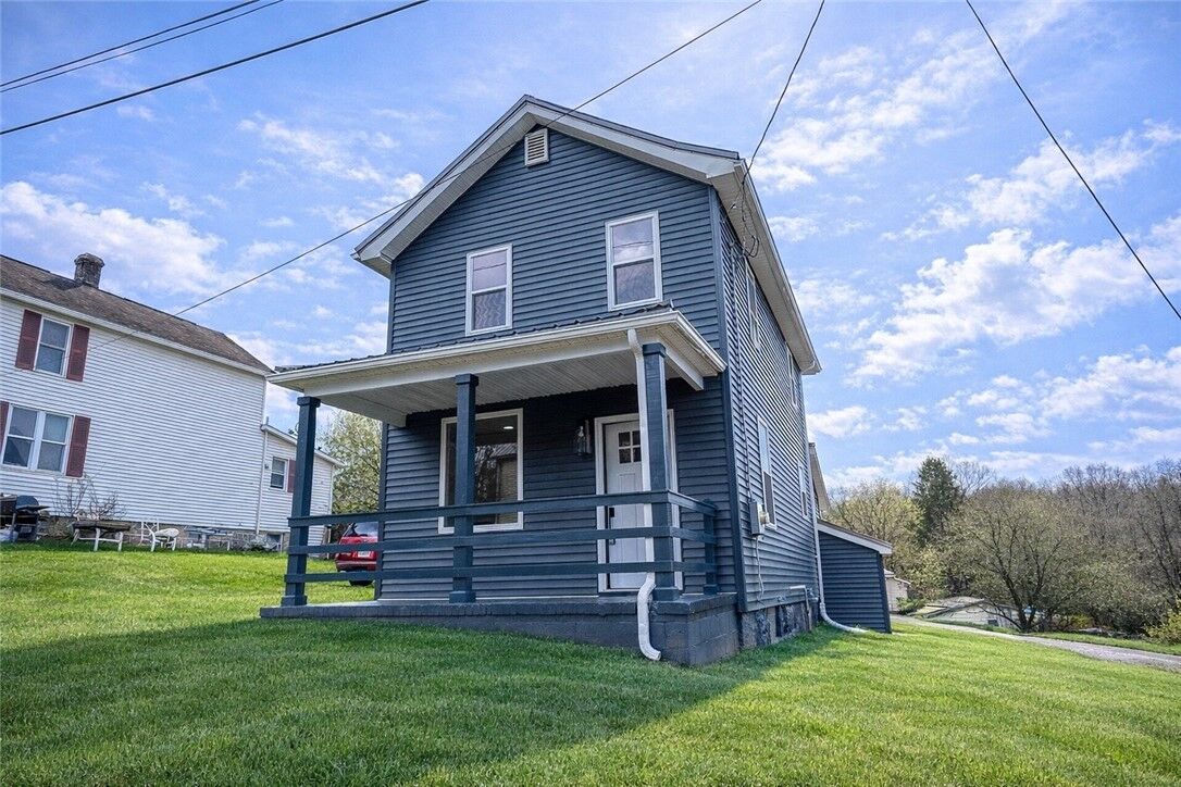 Property Photo:  242 Dickens St  PA 15650 