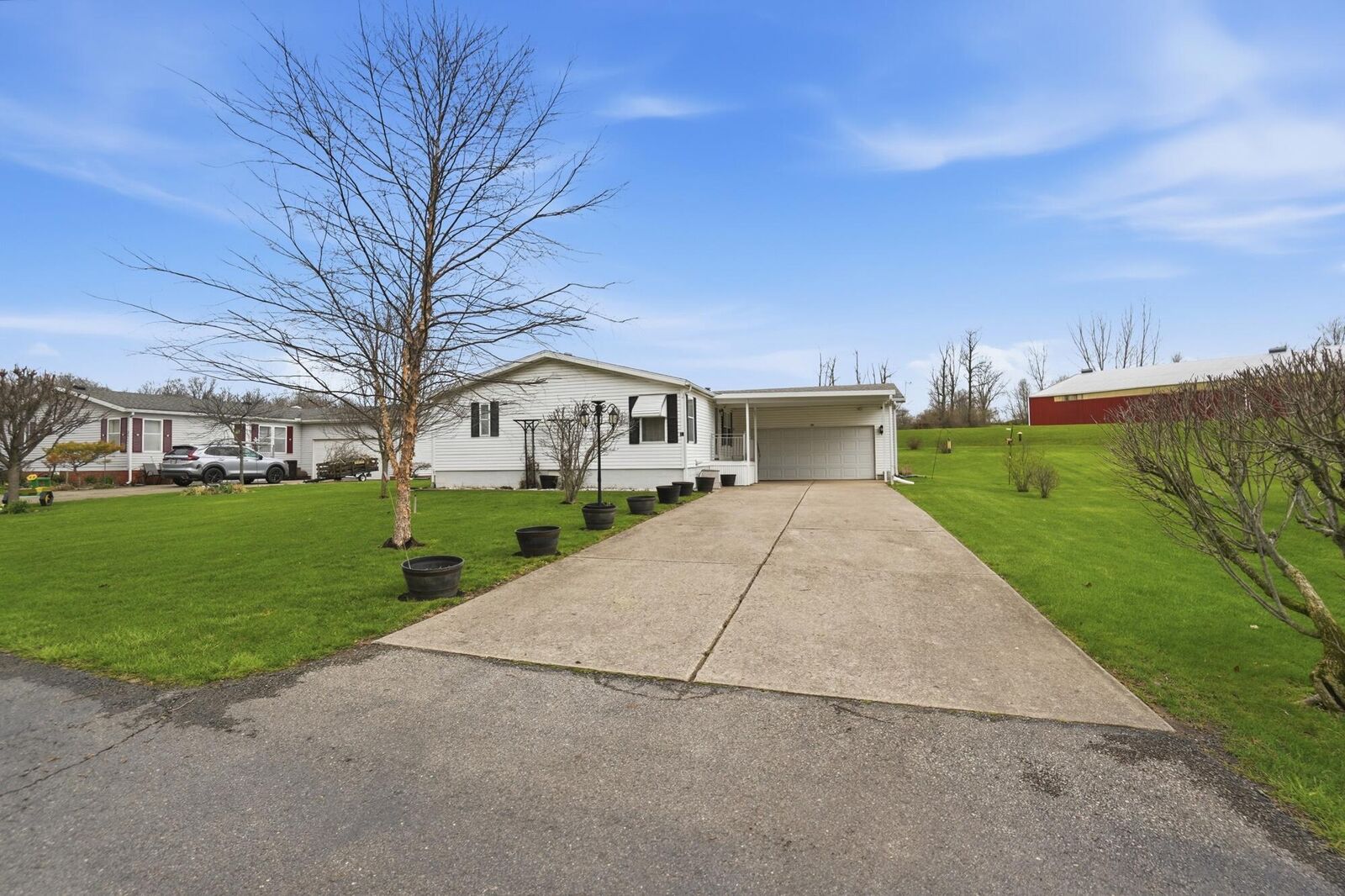 Property Photo: 23 Rock Run OH 45502